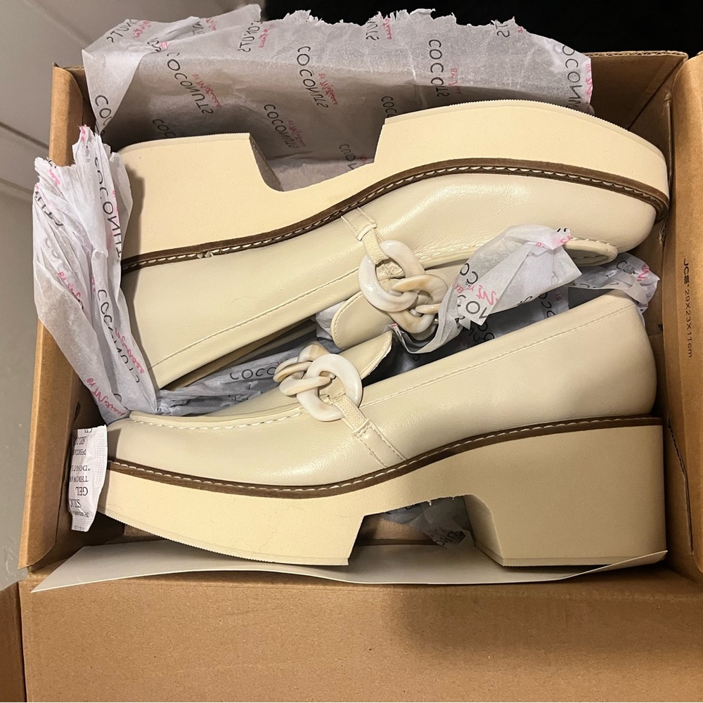 NIB Coconuts by Matisse Louie Bone size 9.5